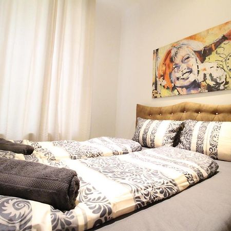 Private Double Bedroom Rf2 Wenen Buitenkant foto