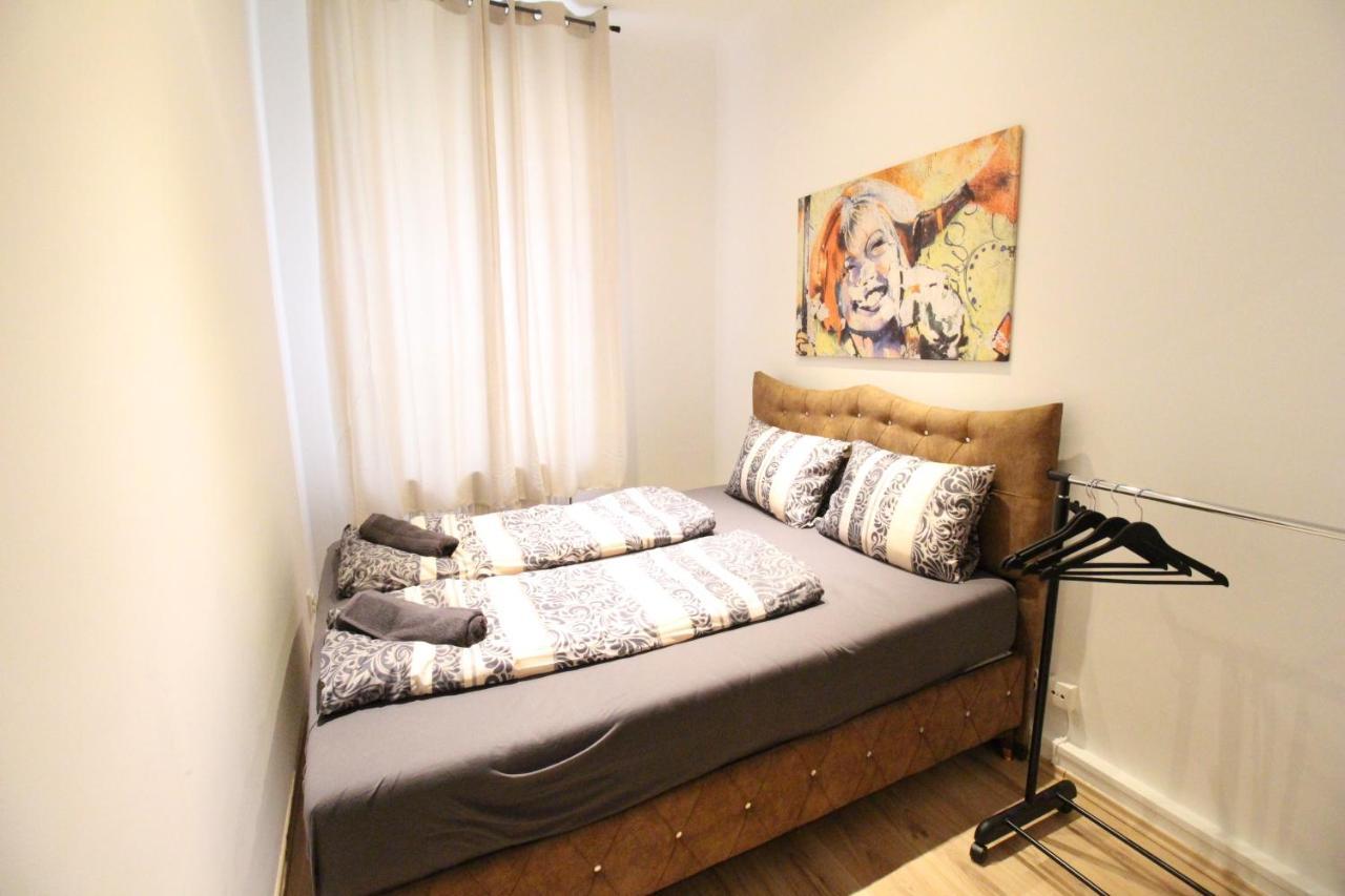 Private Double Bedroom Rf2 Wenen Buitenkant foto